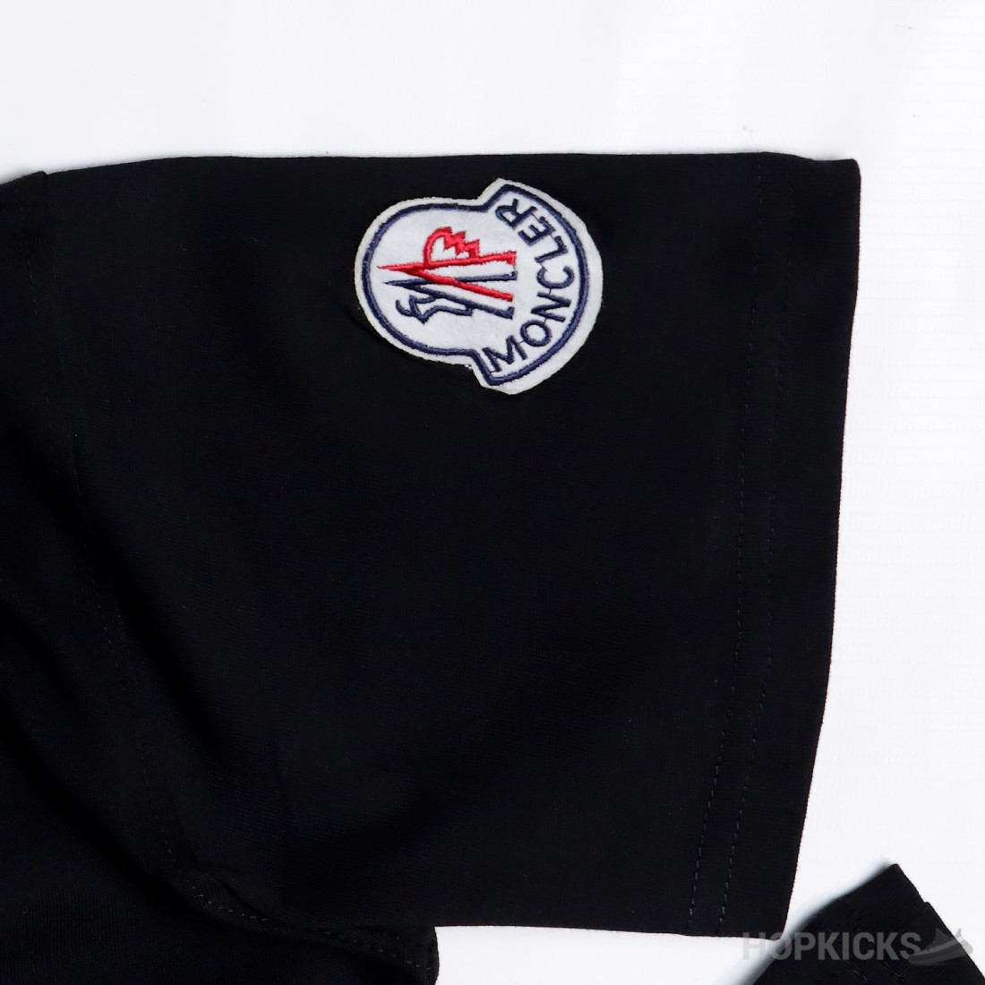 MONCLER SAFARI Tシャツ ブラック MO5234EW00198_fw_thumbM.jpg